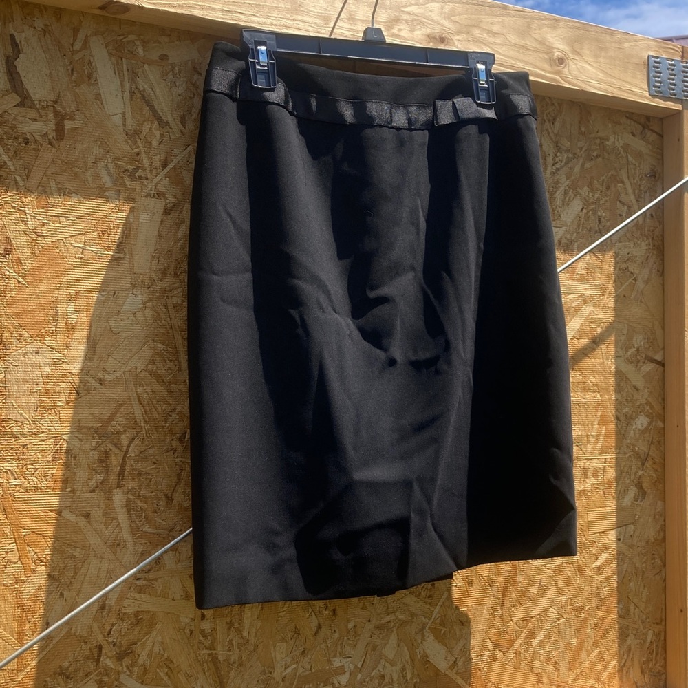 Anne Klein Classic Black Pencil Skirt